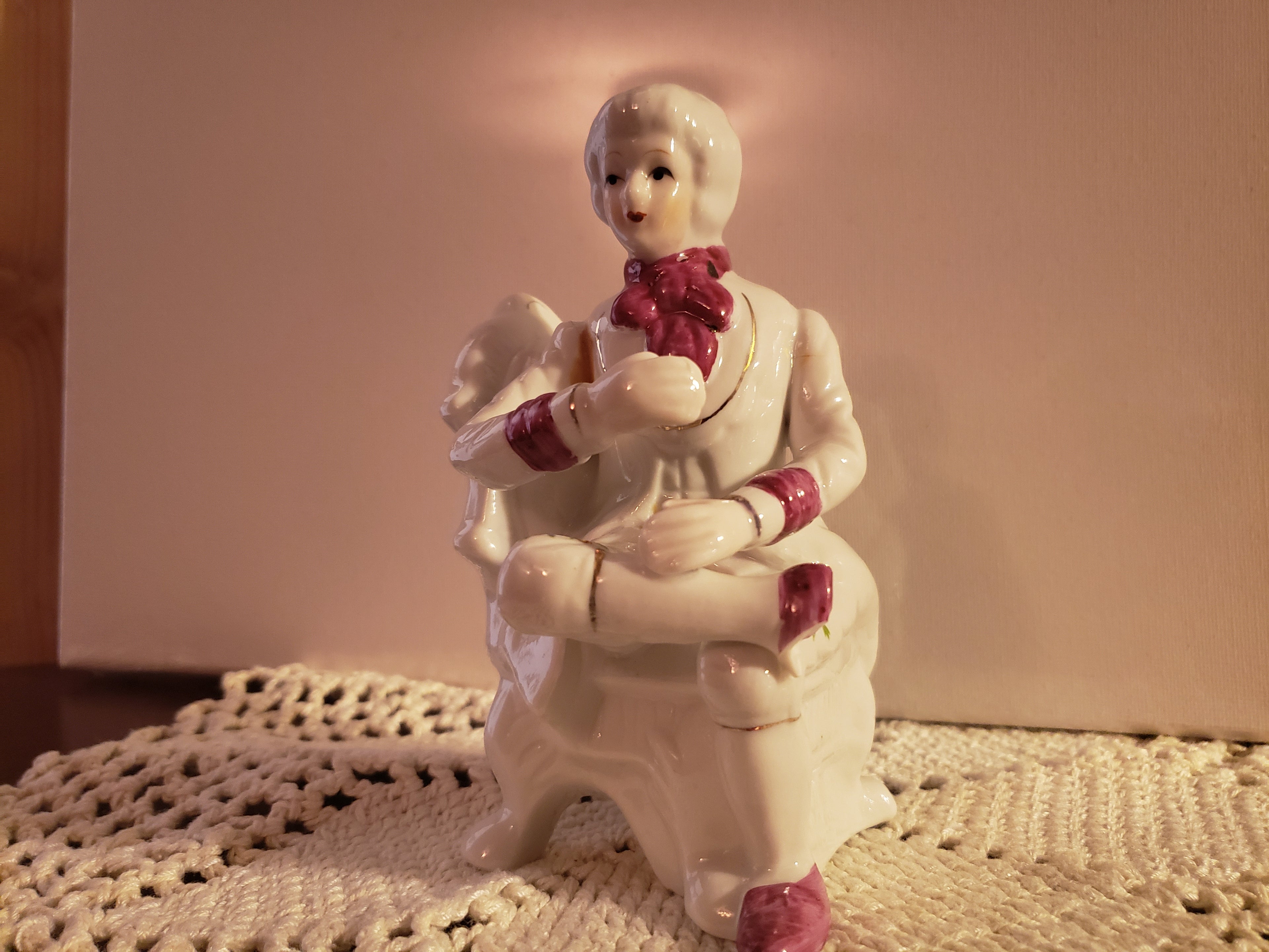 9 piece set of porcelain ceramic figurines