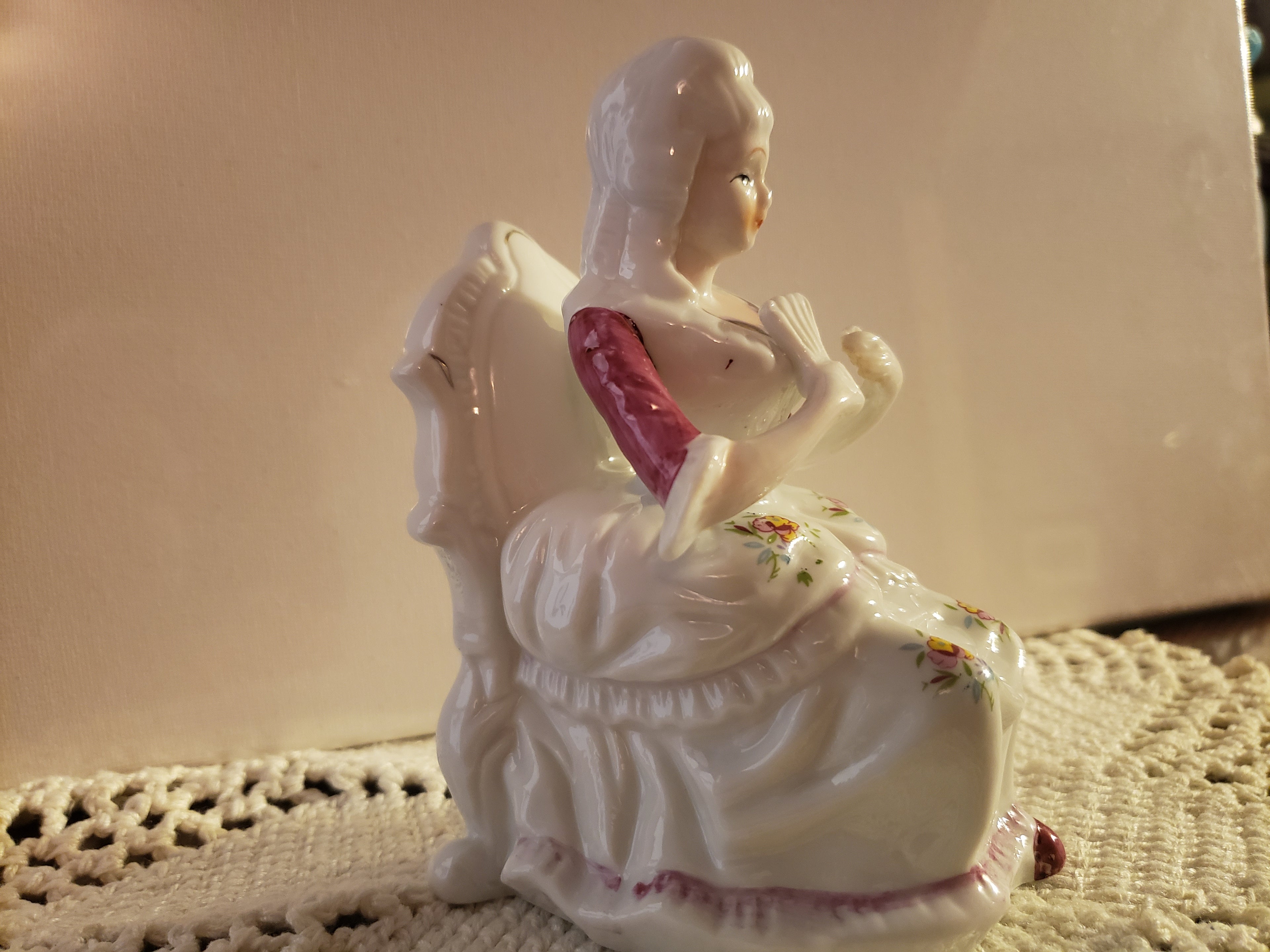 9 piece set of porcelain ceramic figurines